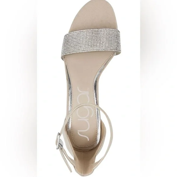 NWT Chic Ankle Strap with a Block High Heel and Embellished Strap with Stones - Picture 3 of 5